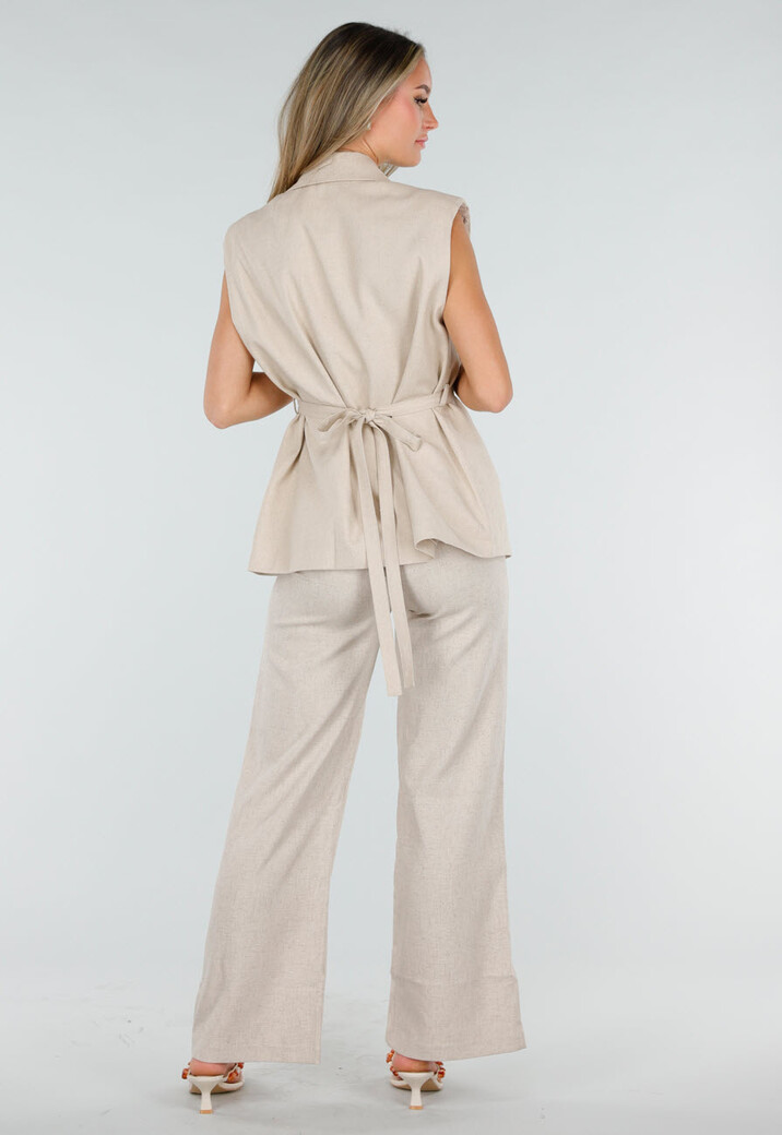 Beige Mouwloze Gilet met Reverskraag en Strikceintuur