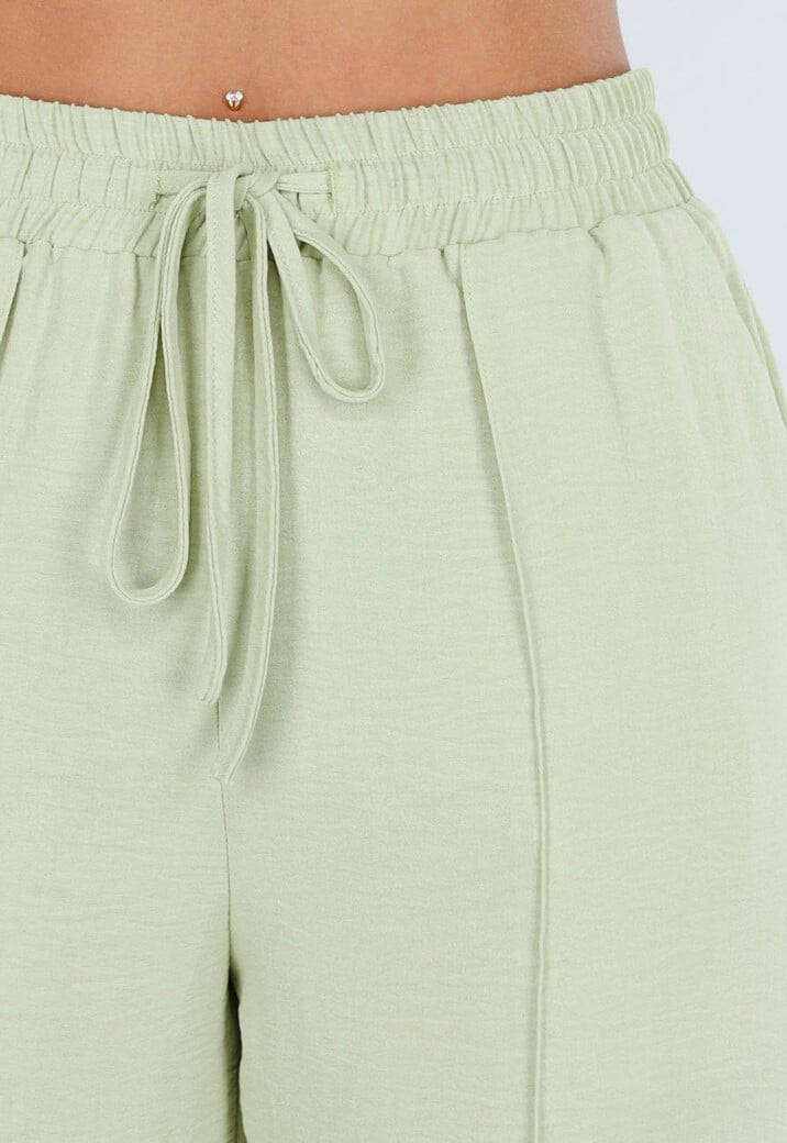Pistache Wide Leg Broek met Elastische Taille en Strikkoord