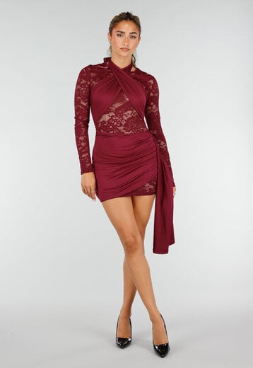 NEW220726 Bordeaux Kant Jurk met Lange Mouwen