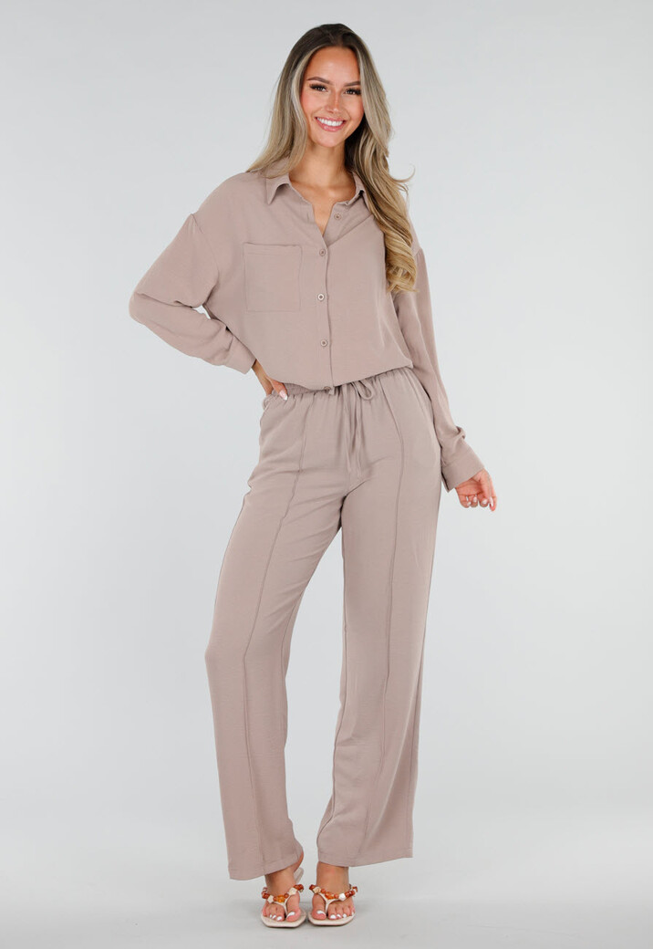 Beige Blouse met Kraag, Knoopsluiting en Lange Mouwen
