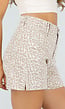 Beige Leopard Print Shorts met Rechte Pijpen