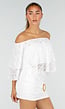 Witte Kanten Two Piece Set met Off Shoulder Top en Rok