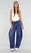Blauwe Barrel Jeans met Drukknoopdetails en Verstelbare Plooien