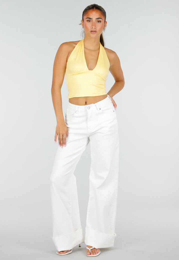 Gele Halter Crop Top met Open Rug en Diepe V-Hals