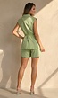 Lichtgroene Mouwloze Blazer en Tailored Short Set met Riem