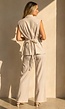 Beige Mouwloze Gilet met Reverskraag en Strikceintuur