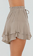 Beige Ruffle Skort met Elastische Taille en Strikkoord