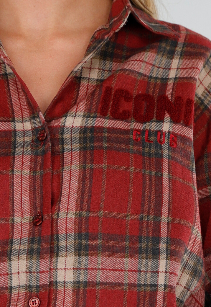 Rode Geruite Blouse met Lange Mouwen en Iconic Club Tekst