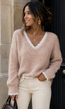 Beige Trui met Witte Kanten Rand en Lange Mouwen