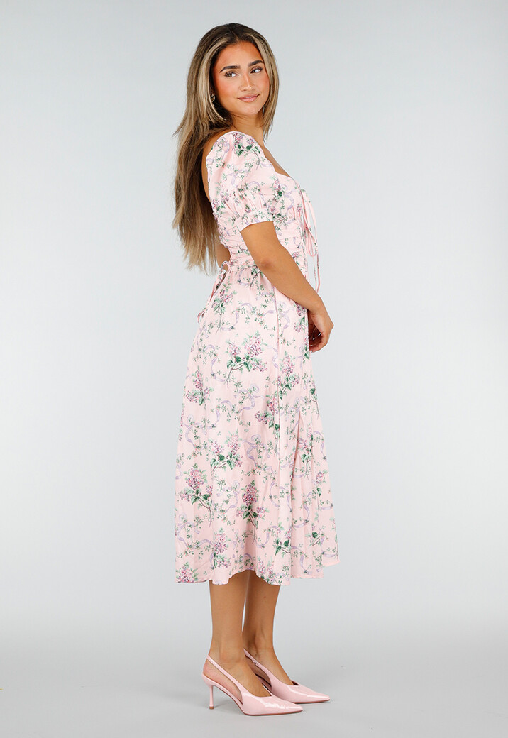 Roze Midi Jurk met Bloemenprint, Pofmouwen en Veterdetail