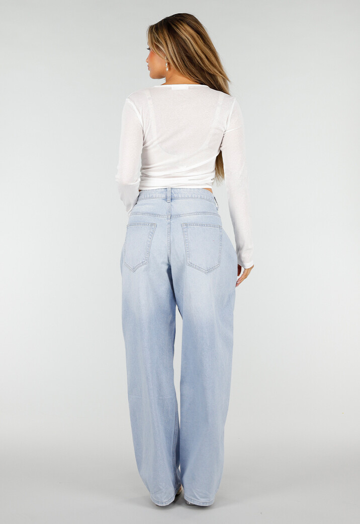 Witte Top met Knoopsluiting, Strik en Lange Mouwen