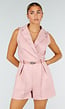 Roze Mouwloze Playsuit met Revers, Riem, Rits en Stretch