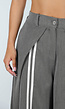 Grijze Wide Leg Pantalon met Witte Strepen en Plooidetail
