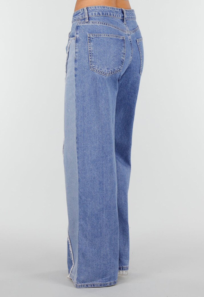 Blauwe Wide Leg Jeans met Lichte Contrastpanelen en Rafelnaden