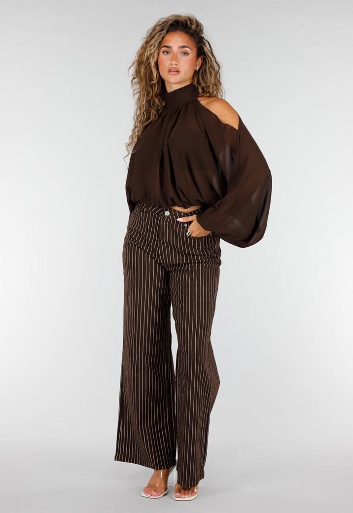 Bruine Cold Shoulder Crop Top met Col en Lange Ballonmouwen