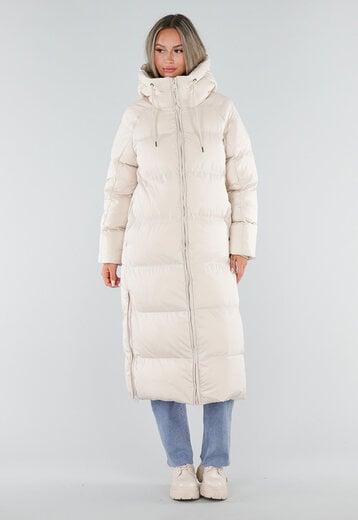 NEW230926 Beige Lange Puffer Winterjas met Capuchon