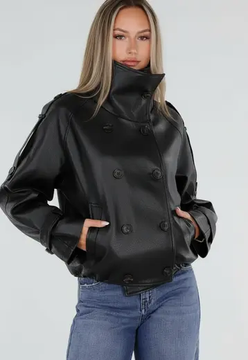 NEW230926 Zwarte Lederlook Jas met Hoge Kraag