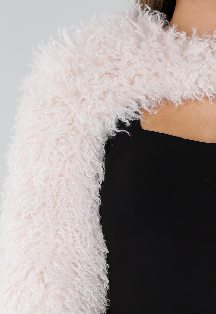 Ecru Faux Fur Bolero met Lange Wijde Mouwen En Korte Pasvorm