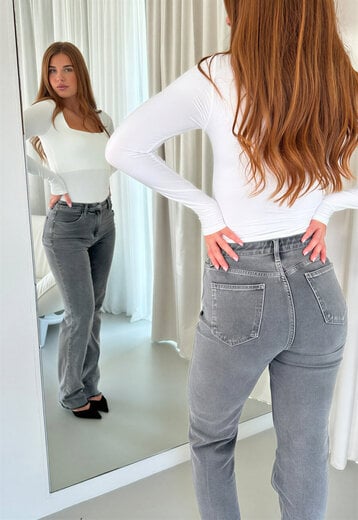 CAMPAGNEJEANS Grey Girl Era