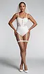 Witte Bruids Lingerie Set met Sluier en Netpanty met Jarretels