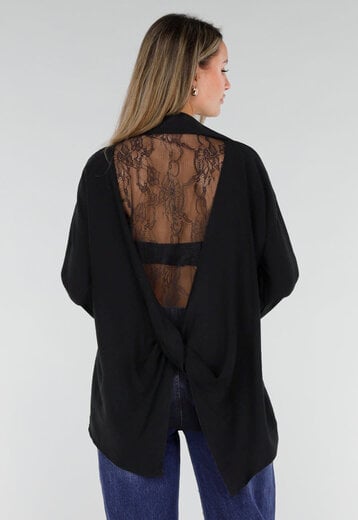 NEW071026 Zwarte Lange Blouse met Kanten Rug