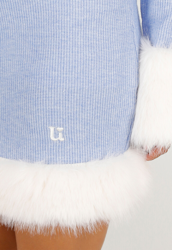 Blauw Eskimo Kostuum met Jurkje, Broekje, Riem en Beenwarmers