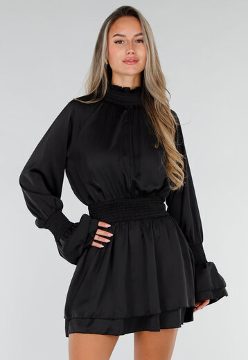 Zwarte Mini Jurk met Smock Taille