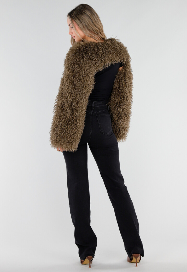 Bruine Faux Fur Bolero met Lange Wijde Mouwen en Krullende Vacht