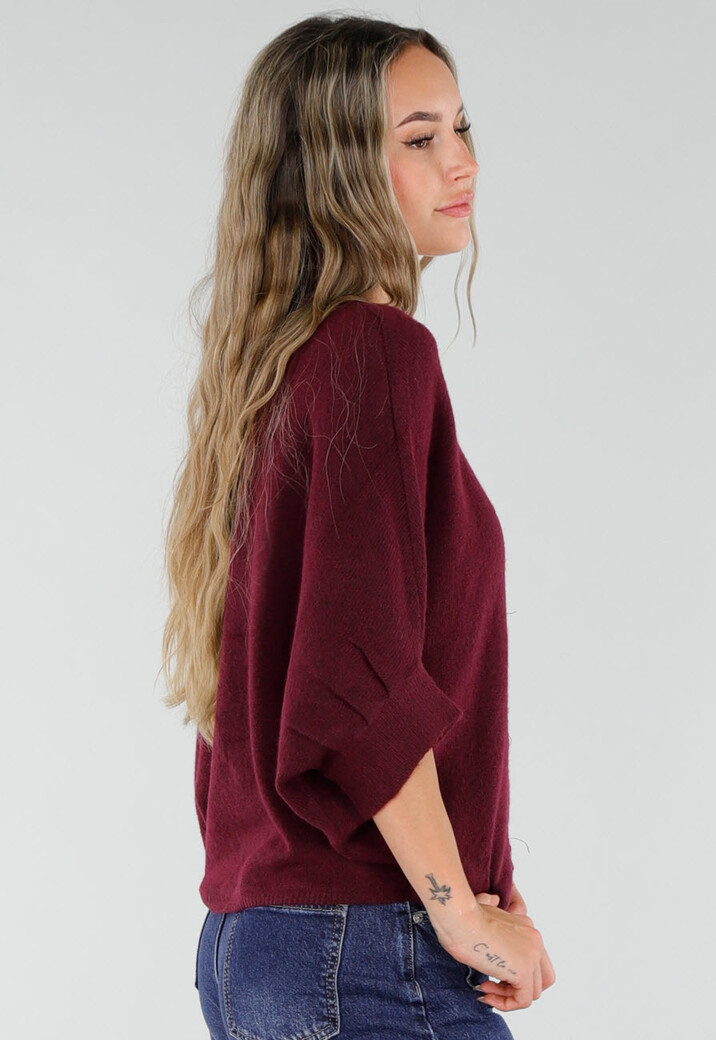 Bordeaux Gebreid Damesvest met Sierknopen en Halflange Mouwen