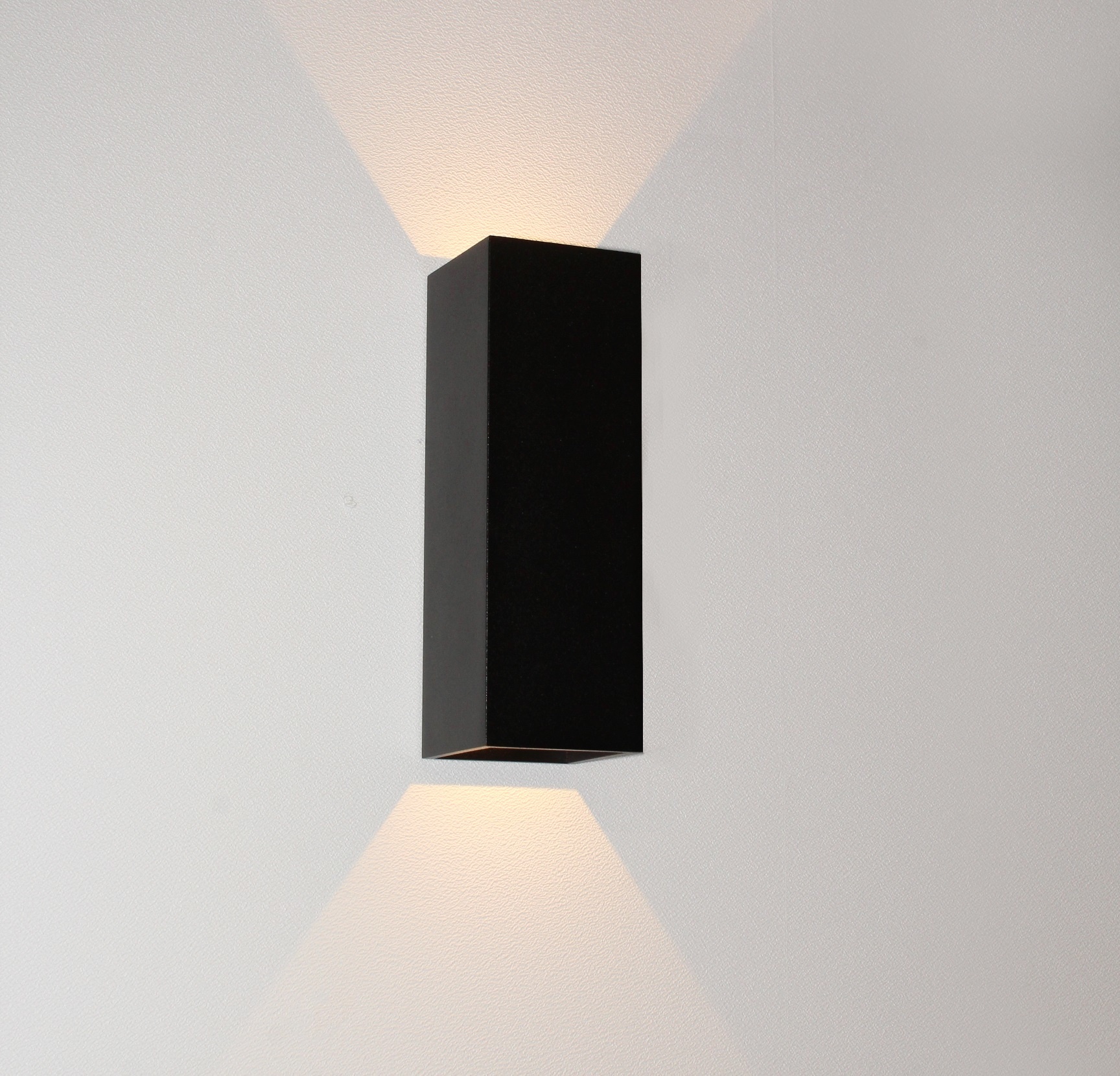 Wandlamp Vegas 150 Zwart IP65 Led Wandlamp Vegas 150 Zwart IP65 Led