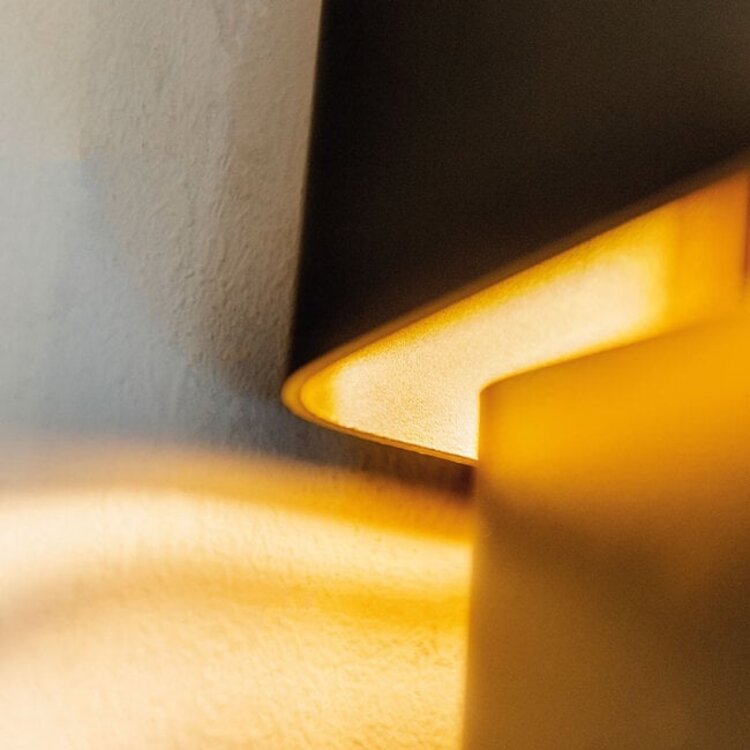 Artdelight Wandlamp Layers Zwart - Goud Up & Down 27.5 x 20cm excl. 3 x G9 Lichtbron