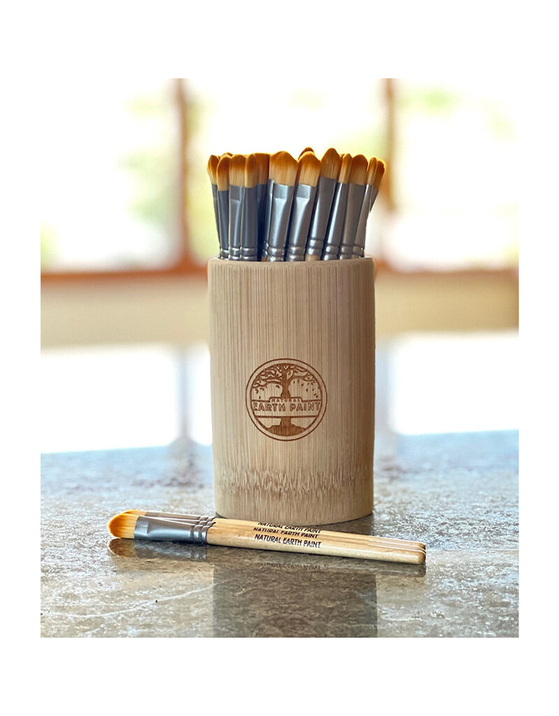 Natural Earth Paint Natural Earth Paint Bambu cup with 30 brushes