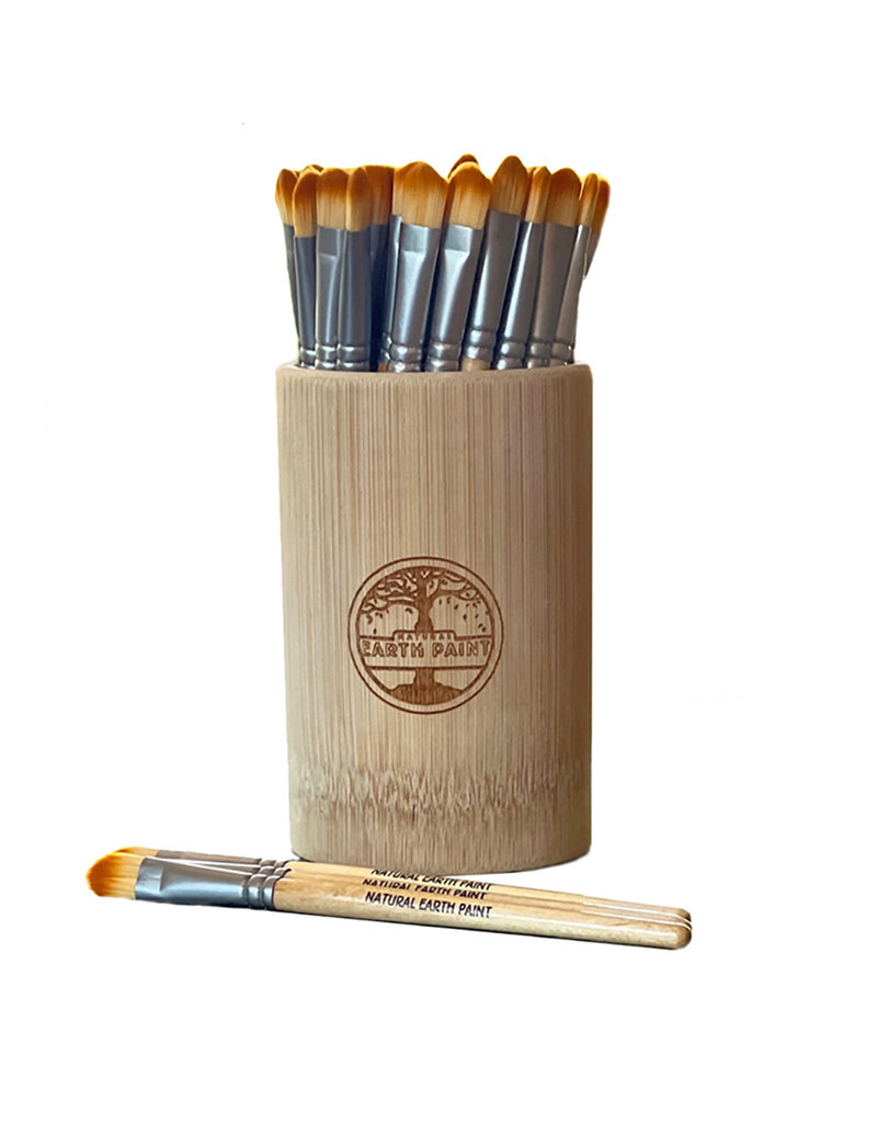 Natural Earth Paint Natural Earth Paint Bambu cup with 30 brushes