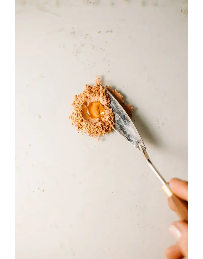 Natural Earth Paint Palette knife with a wooden handle