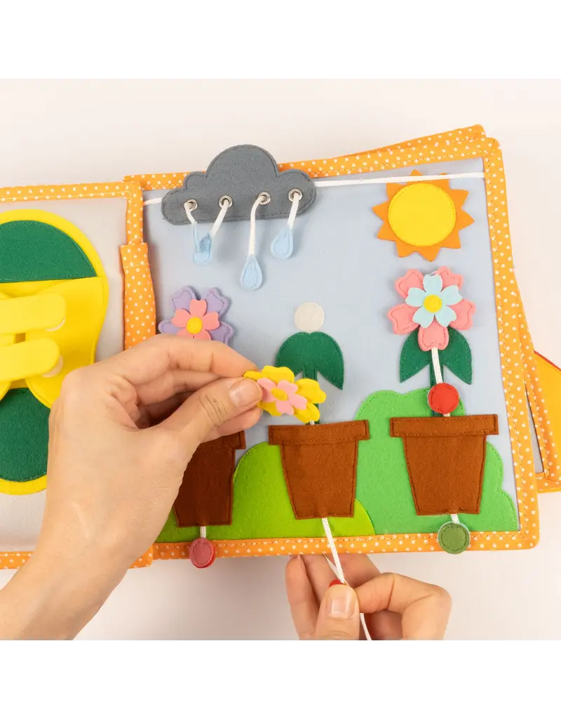 Jolly Designs Quiet Book My Day