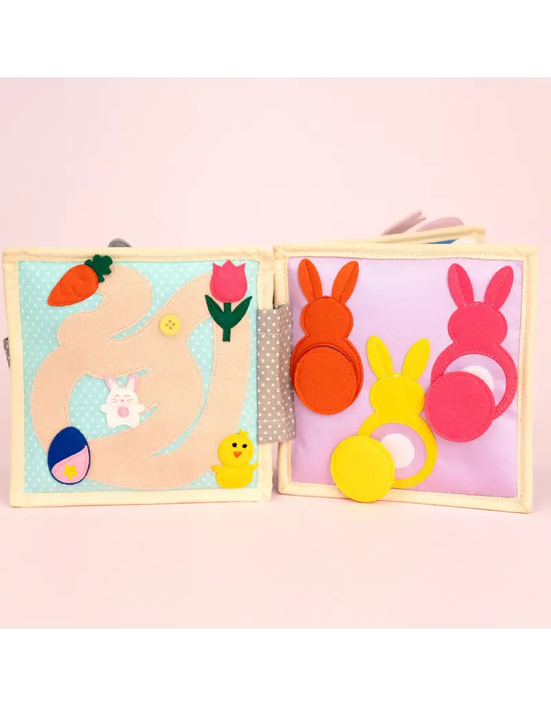 Jolly Designs Mini Quiet Book Grappig Konijn — vanaf 18 maanden