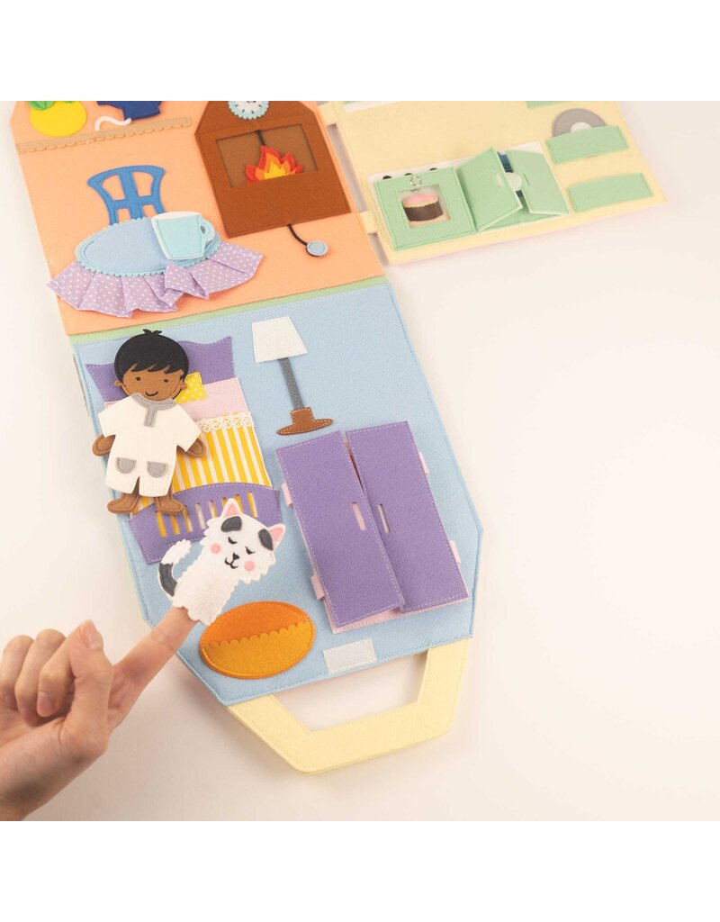 Jolly Designs Travel Buddy Dollhouse — from 18 months