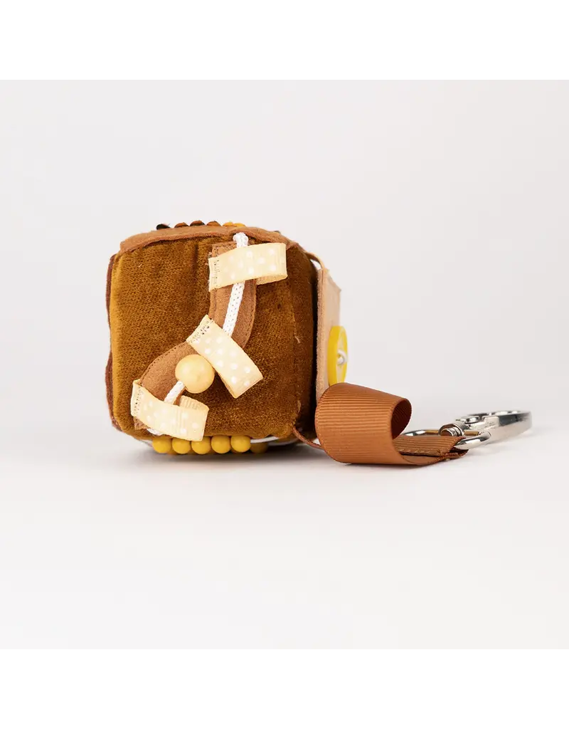 Jolly Design Jolly Designs Fidget Yelli — The Cheerful One