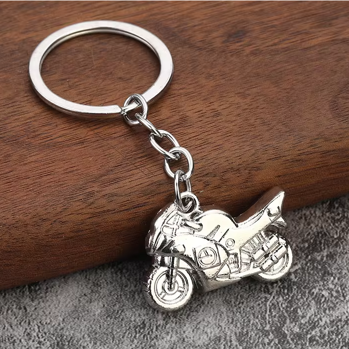 Schlüsselanhänger Silberner Motor für Motorradfans
