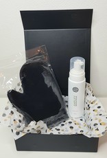 Sjolie Luxueuze geschenkenset/ giftset van Sjolie selftan bronzing mousse met een Sjolie velours selftan glove/ handschoen