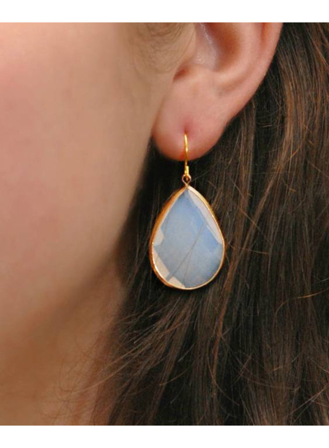 Dare to be fabulous teardrop earring Large - Mother of Pearl