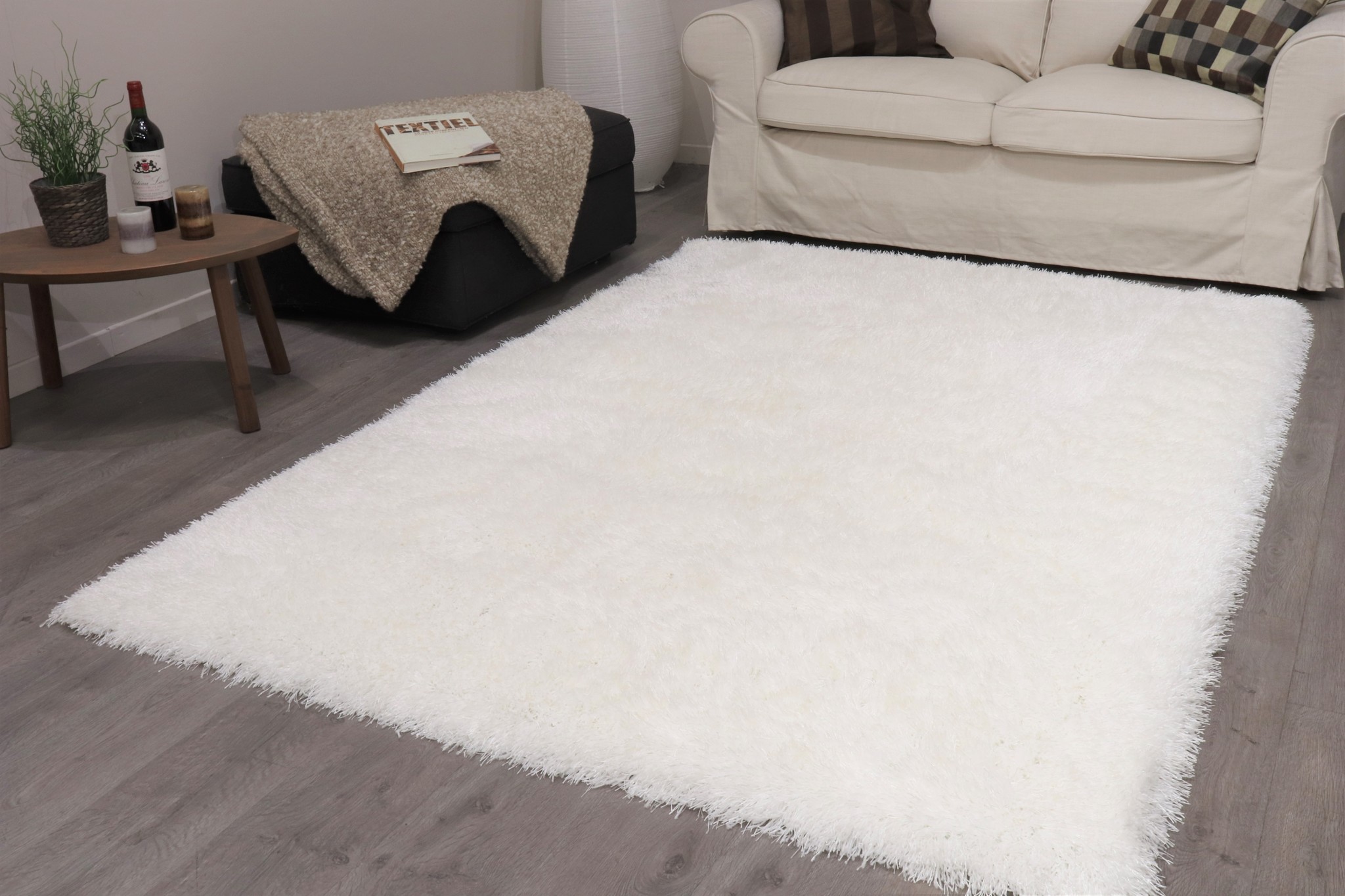 Hoogpolig tapijt in wit | Onlinemattenshop