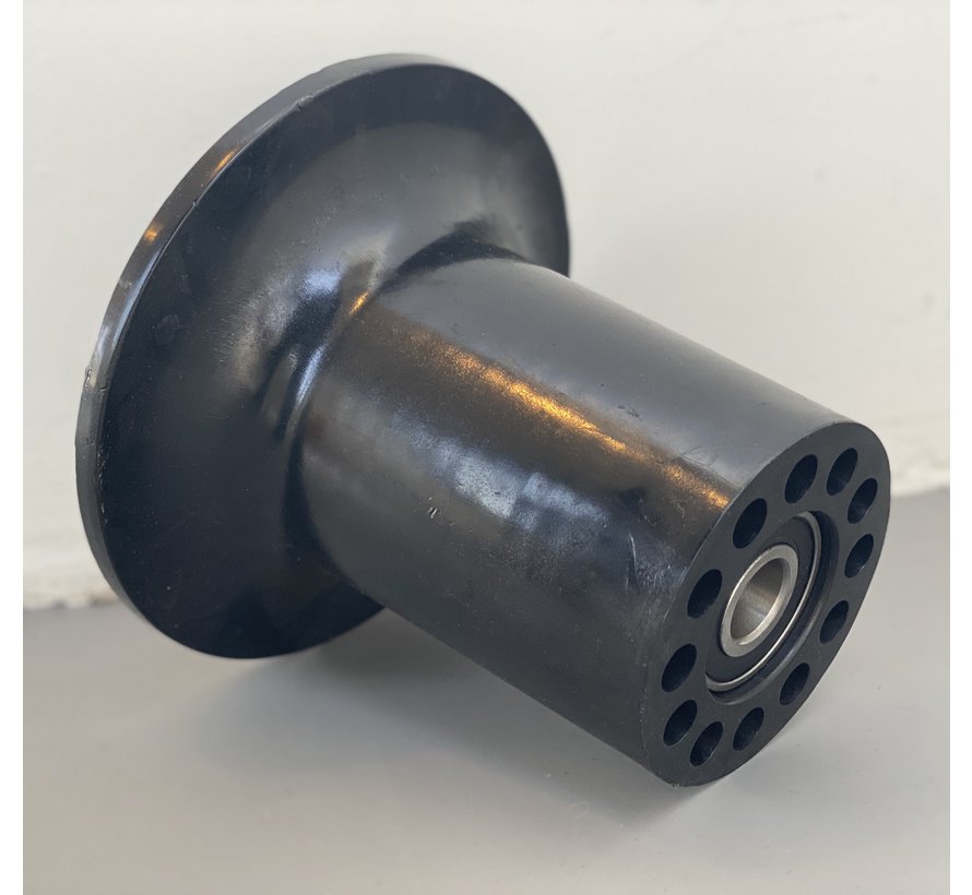 Flänsrulle POM 163mm diameter för axel 20mm för skördevagnar på rörskena system kallas också "Konijnenburg trumpetvals"