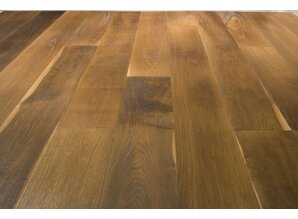 Eiken Walnut