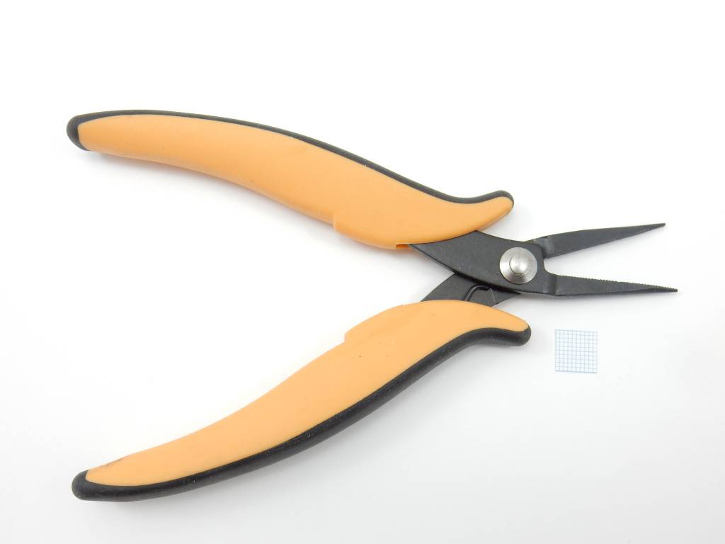 Needle nose pliers straight fine Mark's Miniatures