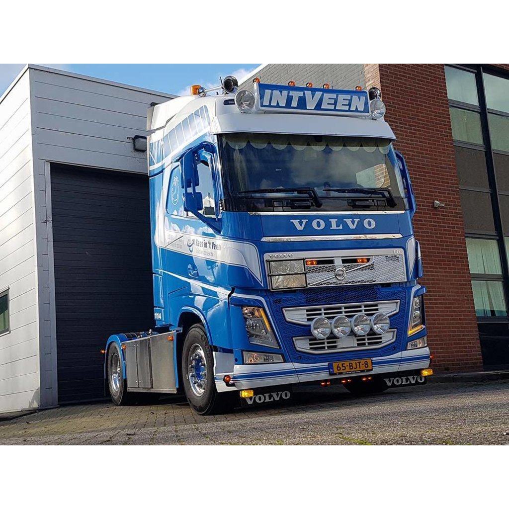 Truck is Drug - Volvo FH4/5 - Type 3 Sunvisor