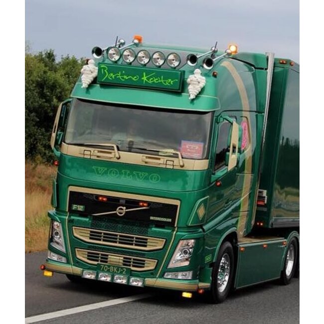 Amber or warm white LED Daytime running lights Volvo FH4 +2016