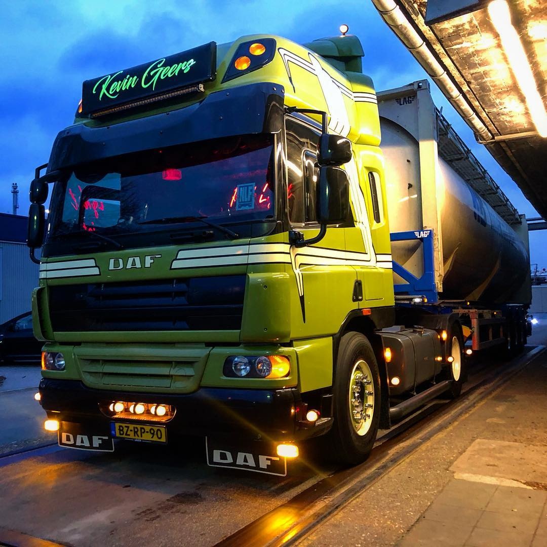 Solarguard Zonneklep voor DAF CF Space Cab