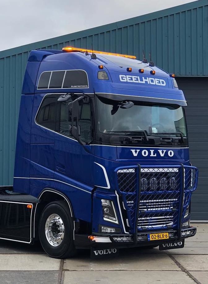 Przednie orurowanie Trux Volvo FH4 / FH5