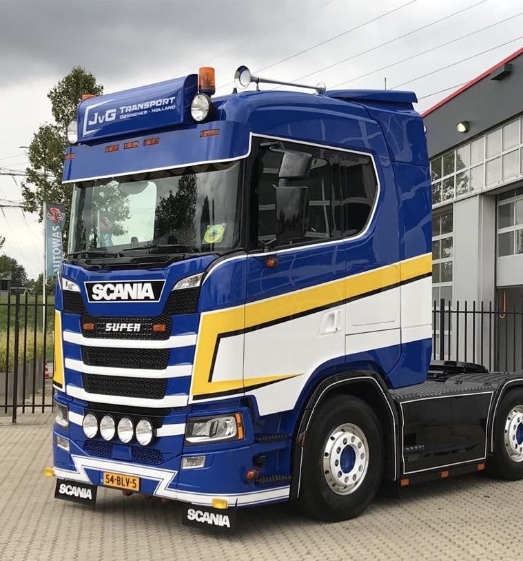 Lichtbaksteunen (set) voor Scania NextGen met Fox Parts zonneklep